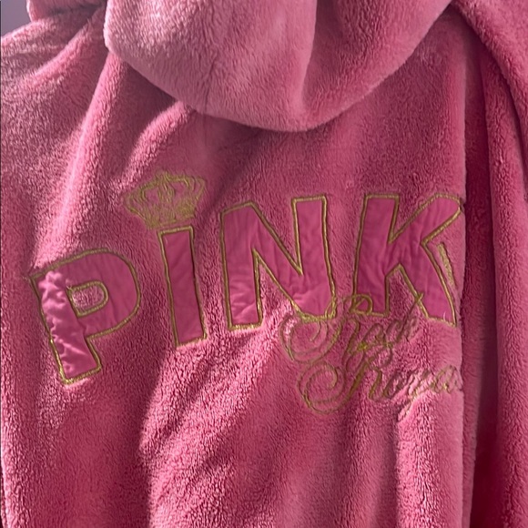 Victoria's Secret Pink Terry Plush Shortie Robe in Pink L EUC! - Picture 3 of 11
